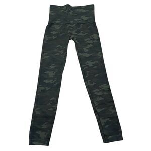 Spanx Ankle Leggings Women's Medium Green Camouflage Pull-On Gym Workout Stretch